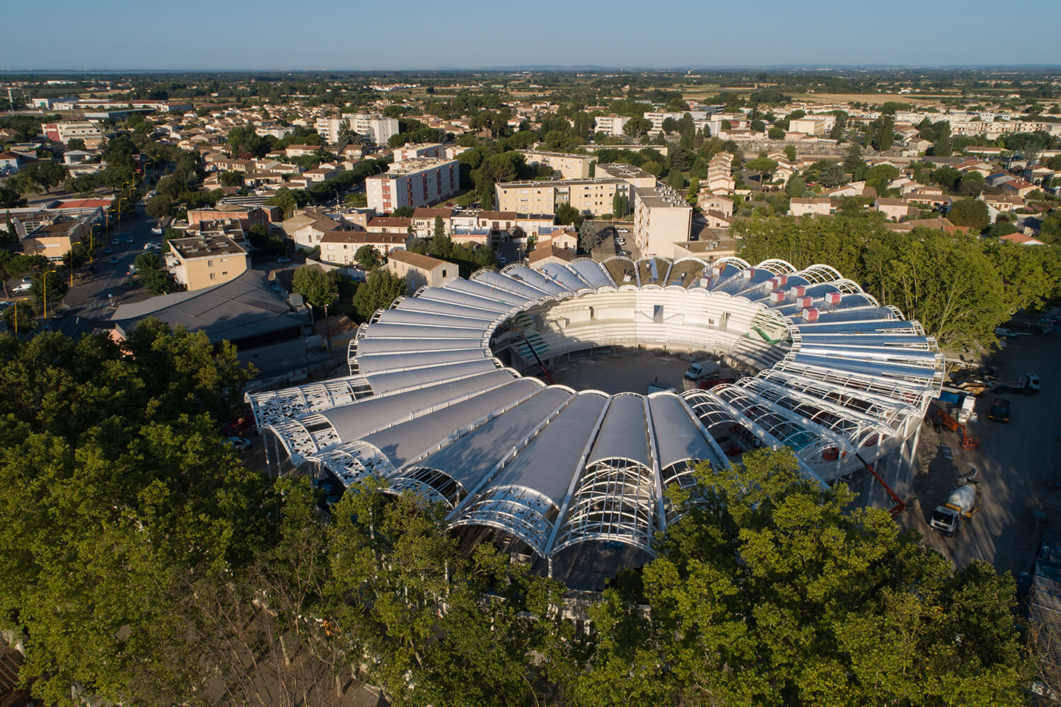 Travaux d'étanchéité acier et béton de l’espace des Arènes à Lunel, Montpellier, Hérault